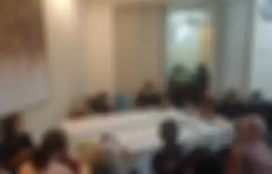 Sebelum Menghembuskan Napas Terakhirnya, Vanessa Angel sempat Kirim Pesan Ini pada Ussy Sulistiawaty, 'Ga Nyangka Ya Allah'