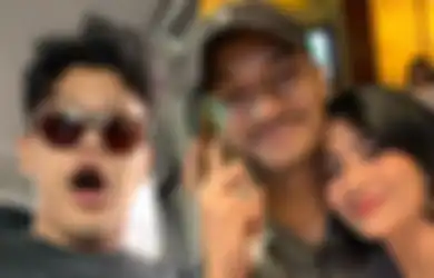 Akhirnya Terkuak! Sopir Vanessa Angel Ngaku Sempat Main Ponsel Sembari Nyetir Mobil Melaju dengan Kecepatan 120 Km/Jam, Polisi Sita Barang Bukti Ini untuk Pemeriksaan Forensik