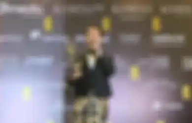 Ngaku Nggak Pernah Rangking di Kelas, Jerome Kurnia Dapet Piala Citra Pertamanya