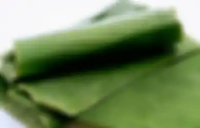 Wajah Bebas Noda Hitam Cuma Modal Daun Pisang. Simak Caranya!