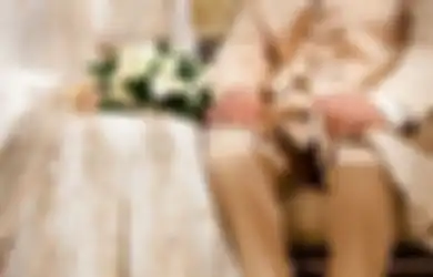 Baru Saja Ijab Kabul Sang Suami Sudah Nyosor Cium Bridesmaid di Depan Mata Kepalanya, Pengantin Wanita Ini Berikan Reaksi Tak Terduga Hingga Buat Tamu Undangan Syok!