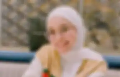 Kini Aura Bintangnya Kian Terpancar, Tengok Potret Jadul Lesti Kejora yang Tampil Polos dan Canggung Saat Goyang di Hajatan dengan Balutan Dress Merah