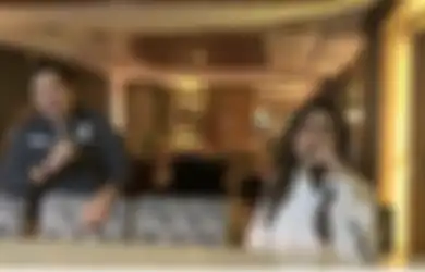 Foto Farhat Abbas Berduaan Wanita Cantik Bikin Heboh, Ini Alasan Mantan Suami Nia Daniaty Ogah Turun Gunung dalam Kasus Olivia Nathania