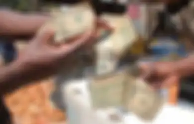 Kemiskinan Mendarah Daging di Negara Ini, Uang Dollar Kusut dan Robek Sampai Jadi Rebutan, Ternyata Digunakan Untuk Tujuan Ilegal Ini