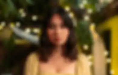 NIKI Lepas Single Bernuansa Muram, Ungkap Kangen Keluarga di Jakarta