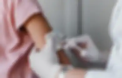Heboh Dokter Suntik Vaksin Kosong pada Siswi SD di Medan, Begini Nasib Pelaku Usai Jati Dirinya Terungkap, Ketua IDI Sumut Ikut Angkat Bicara 