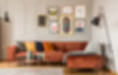 Dikasih Tau Tetangga Desainer Interior, Ternyata Menggantung Hiasan Dinding Jangan Asal, Ini Cara Mudahnya!