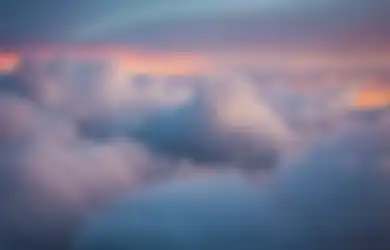 Firasat Kabut dan Awan Sebagai Pertanda Cuaca Hari Ini Menurut Primbon Jawa, Apakah Cerah atau Akan Turun Hujan?