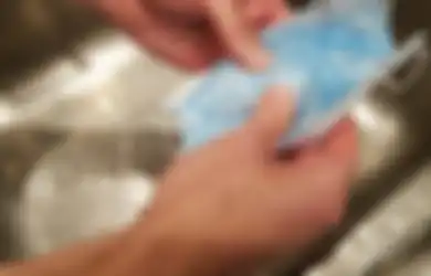 Bukannya Tidak Aman, Ilmuwan Temukan Bahwa Masker Kesehatan Jenis Ini Malah Masih Memberikan Perlindungan Meski Sudah Dicuci 10 Kali