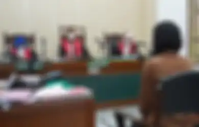 Gak Ada Tegangnya Sama Sekali, Perkara Gigi Lengket di Dada Buat Suasana Sidang di Medan Bak Panggung Komedi, Faktanya Bikin Ngakak