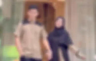 Punya Suami Malah Jauh dari Keluarga, Ria Ricis Sampai Buat sang Kakak Nangis Perkara Hal Ini hingga Buat sang YouTuber Kebingungan