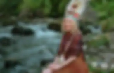 VIRAL Sering Dikira Bule, Gadis Cantik Bak Boneka Barbie Ini Ternyata Wanita Asli Papua, Ini Dia Fakta Herolena Beroperay yang Bikin Takjub Jutaan Orang