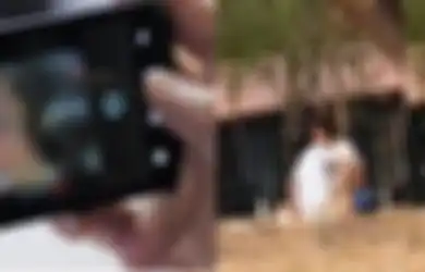 Gak Tahu Malu Mesum di Depan TK, Pasangan Ini Langsung Viral Usai Videonya yang Asyik Indehoy Terekam hingga Jadi Tontonan Ribuan Orang