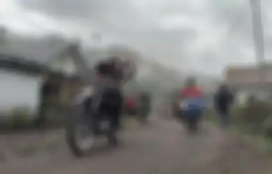 Orang-orang Sibuk Lari Berhamburan Selamatkan Diri, Ibu dan Anak Korban Erupsi Gunung Semeru Ini Ditemukan Tewas Berpelukan, Begini Pengakuan Kerabat