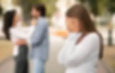 Viral Istri Histeris Lihat Suami Jalan Bareng Cewek Lain, Reaksi Pelakor saat Dilabrak Bikin Emosi!
