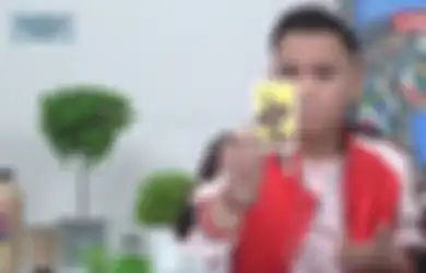 Bak Disambar Gledek di Siang Hari, Paranormal ini Terawangan Hal yang Bakal Bikin Geger Tahun 2022, Skandal Video Panas Aktor Inisial R Terbongkar