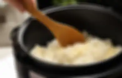 Tips Hidup Cegah Nasi Agar Tak Cepat Basi di dalam Rice Cooker, Ikuti Cara Mudah Ini Supaya Tak Mubazir