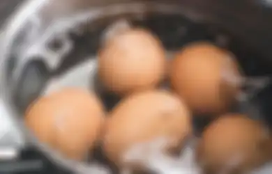 Satu Indonesia Gak Sadar, Mulai Sekarang Jangan Pernah Masukkan Telur ke Air Mendidih, Efeknya Bikin Rugi