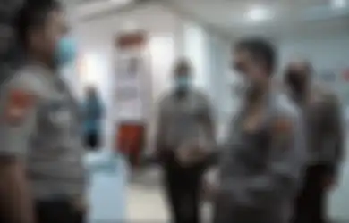 Murka Anggota Polsek Tolak Laporan Korban Perampokan, Kapolda Metro Rela Belajar dari Satpam Bank, Foto Ini jadi Buktinya