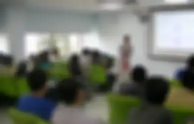 Demi Masuk PTN, Haruskah Ikut Bimbingan Pas Gap Year? Simak Cerita dari Para 'Alumni Nunda Kuliah' Ini