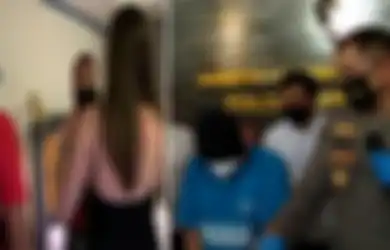 Terkuak! Ciri-ciri Fisik Selebgram TE yang Bikin Heboh, Pakai Lingeri Hitam hingga Buat Bagian Punggungnya Jadi Sorotan