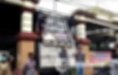 'Kami Malu', 2 Kali Keciduk Ngamar Bareng Selingkuhan di Hotel Melati, Oknum Kades di Tulungagung Bikin Warga Ngamuk hingga Gelar Aksi Unjuk Rasa