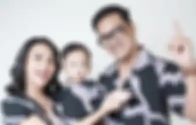 Masa Depan Gala Sky Nggak jadi Luntang-lantung, Marissya Icha Akhirnya Tepati Janji Belikan Rumah di Hari Ulang Tahun Vanessa Angel, Faisal Langsung Gelar Syukuran: Alhamdulillah...