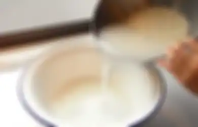 Nggak Banyak Orang Tahu, Mulai Sekarang Jangan Buru-buru Buang AIr Bekas Cucian Beras, Ternyata Punya Segudang Manfaat ini