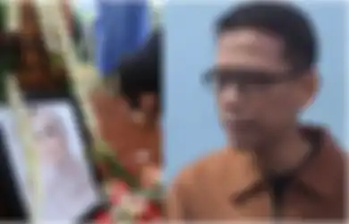 Rencana Doddy Sudrajat Gagal? Pengurus Makam Beberkan Satu Syarat yang Belum Bisa Dipenuhi Ayah Vanessa Angel Jika Ingin Pindahkan Pusara Putrinya: Jadi Belum Bisa