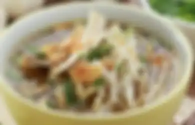 Bakal Laris Manis Disantap Keluarga, Begini Cara Bikin Soto Segar yang Tak Berminyak
