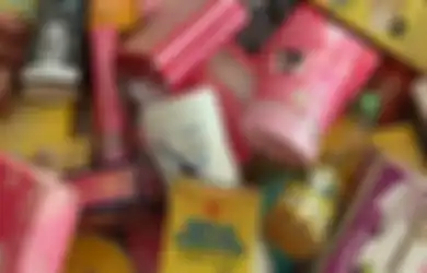 Tega, Relawan Semeru Temukan Tumpukan Bantuan Berisi Barang Kadaluarsa dan Pakaian Tak Layak untuk Pengungsi: Udah Kelewat Bertahun-tahun