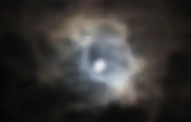 Gambar-gambar Bulan Purnama Super 14 Juli 2022, Apakah Anda Melihatnya?