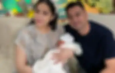 Ruben Onsu Boyong Sekeluarga Demi Bisa Lihat Paras Tampan Rayyanza, Adik Rafathar Kembali Diberi Kado Fantastis dari Merk Terkenal ini