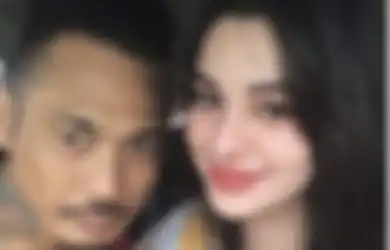 Rumah Tangganya Diisukan Retak, Nora Alexandra Blak-blakan Beri Penjelasan Belum Jenguk Jerinx ke Penjara hingga Singgung Soal Ongkos ke Jakarta