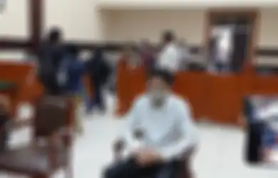 'Kalau Merasa Salah, Berhenti', Gaga Muhammad Kena Tegur Majelis Hakim Saat Jalani Sidang, sang Selebgram Auto Kicep hingga Ekspresinya Tuai Sorotan!
