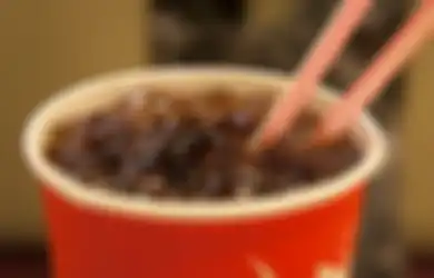 Selama ini Kita Salah, Asalkan Tidak Dikonsumsi Kebanyakan, Siapa Sangka Minum Minuman Bersoda Ada Manfaat Tak Terduga ini Bagi Tubuh, Apa Saja?