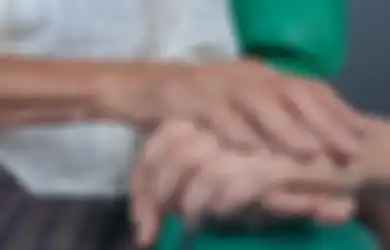 Pantas Saja Tangan Nenek Tak Pernah Keriput, Ternyata Rahasinya Cuma Pakai 2 Bahan Dapur Ini, Dijamin Tangan Kembali Kencang Seperti Sedia Kala