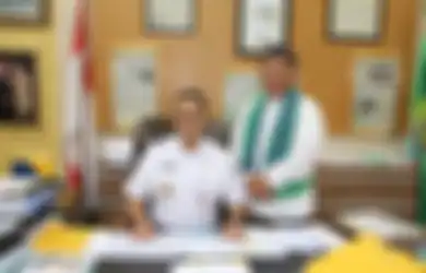 Foto Wali Kota Bekasi Bareng Anies Baswedan Banjir Komentar, Rahmat Effendi Ngotot Tulis Anggaran Karangan Bunga Rp 1,1 Miliar