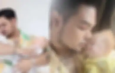 Bikin Geger Publik Gara-gara Adopsi 2 'Bayi' Boneka Arwah, Diam-diam Ivan Gunawan Sempat Terjerumus ke Lembah Hitam Ngaku Pasang Susuk ke Seluruh Badan