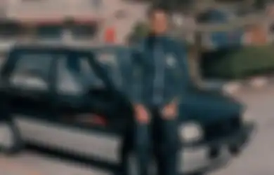 Tak Peduli Dicaci Orang, Pria Ini Bangga Pamer Beli Mobil Bekas Tua Tanpa Kredit, Terungkap Alasan di Balik Keputusannya yang Tak Terduga