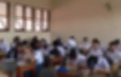 Ambil Rapot Siswa, Ortu Pelajar SMAN 22 Bandung Ditagih Uang Seragam Rp 3 Juta Per Anak, Oknum Kepsek dan Humas Diperiksa