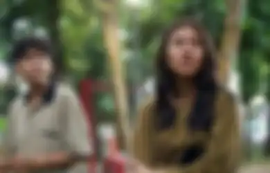 Review Film Penyalin Cahaya, Mengais Hati Dengan Penuh Makna
