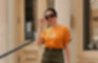 Pengin Tampil Pakai Outfit Oranye? Ini 6 OOTD Febby Rastanty yang Bisa Jadi inspirasi!