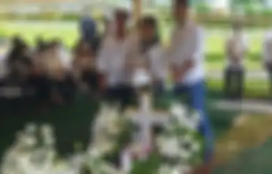 Sang Putri Sulung Meninggal di Usia Muda, Nurul Arifin dan Suami Beberkan Kondisi Mental Maura Magnalia yang Sempat Drop di Masa Pandemi