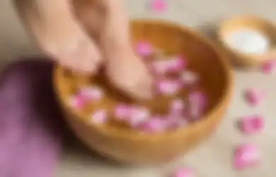 Stop Bikin Malu Diri Sendiri, Bau Kaki Tak Sedap Ternyata Bisa Lenyap dengan Bahan Dapur Ini, Yuk Perawatan Murah di Rumah!
