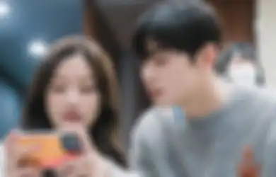 Masih Sahabatan, Moon Ga Young dan Pemain True Beauty Ini Nonton Konser ASTRO!