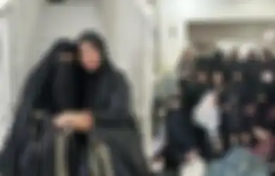 Ikut Kajian Umi Pipik, Reza Artamevia Tampil Syar'i Hingga Merdu Lantunkan Sholawat, Istri Mendiang Uje Lempar Pujian: Nggak Sombong Pisan