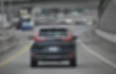 Kepergok Selingkuh di Dalam Mobil dengan Wanita Satu Kantornya, PNS Ini Malah Kabur hingga Tega Menabrak Sang Istri