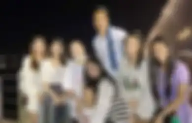 Bikin Melongo se-Indonesia, Pria Ini Punya 8 Istri yang Tinggal Seatap, Tiap Kamar Masing-masing Dua Orang