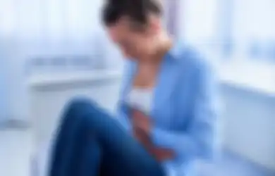 Waspada! 10 Hal Ini Bisa Jadi Penyebab Maag Kambuh Saat Puasa